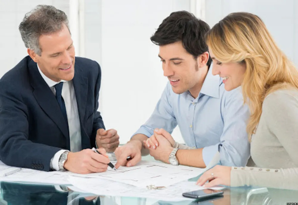 Consiliere gratuită pentru persoanele aflate în impas financiar