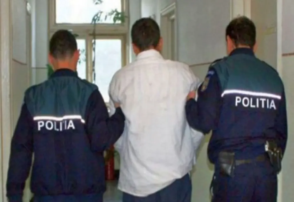 Urmărit național, prins de polițiștii ieșeni. 13 ani va sta după gratii