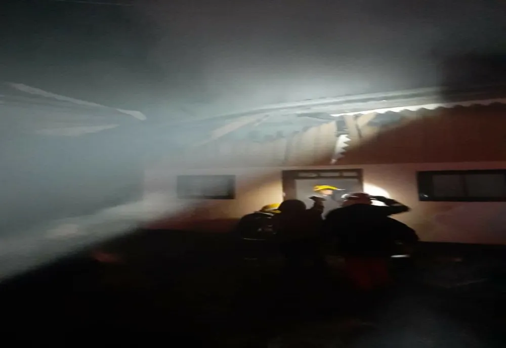 Gospodarie incendiată în localitatea Codru
