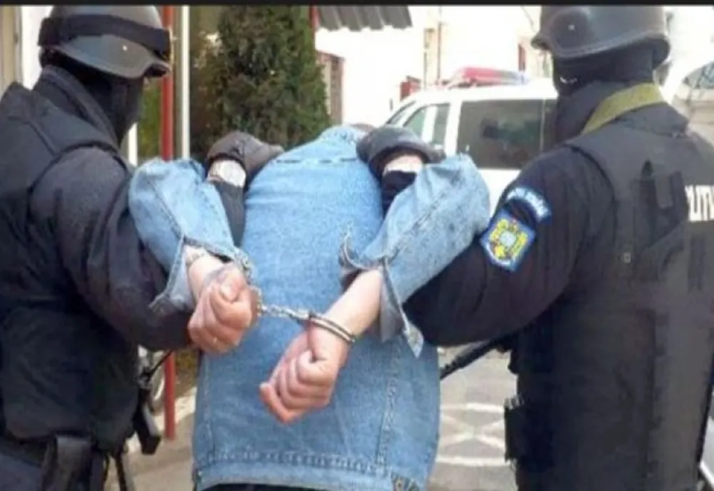 Descinderi la traficanții de persoane în Suceava și Maramureș