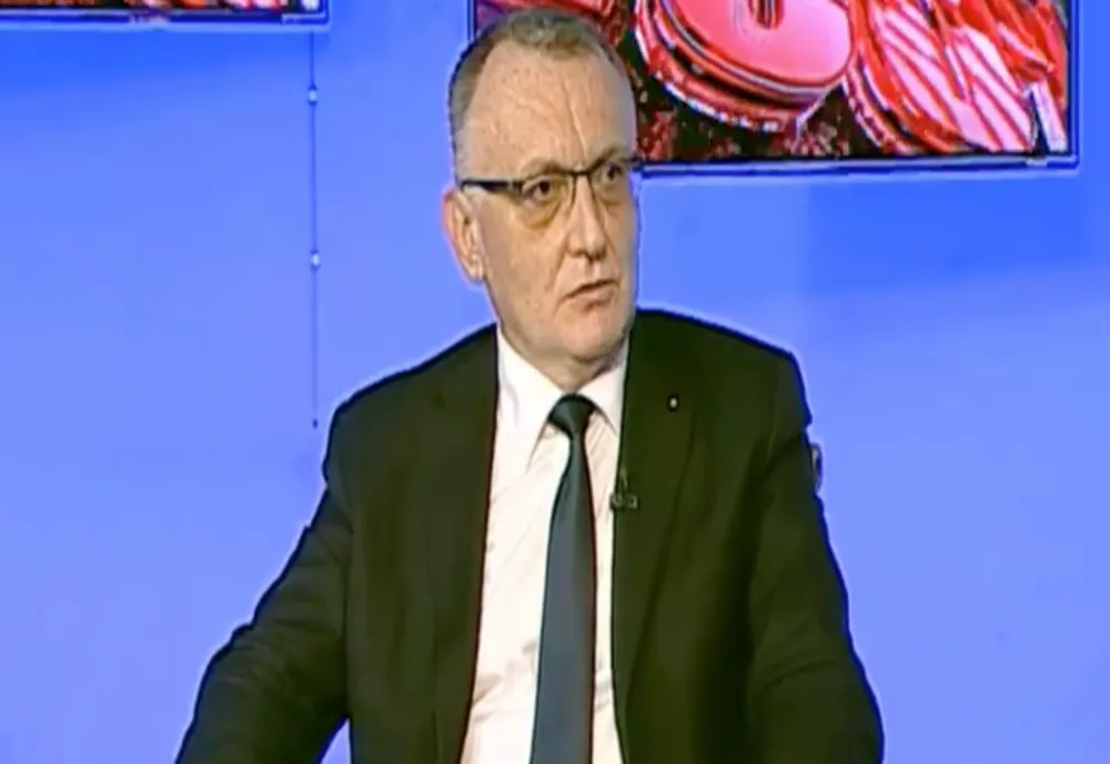 Ministrul Educației: „Școala începe pe 13 septembrie, cu prezență fizică. Momentan nu există altă variantă”