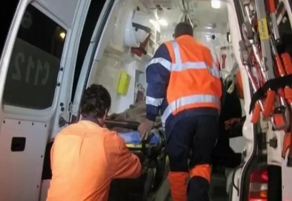 Au traversat prin loc nepermis și au ajuns la spital