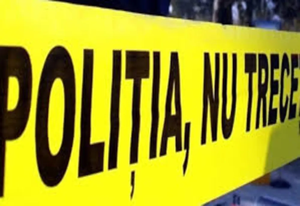 A murit pe o bancă, în faţa Postului de Poliţie