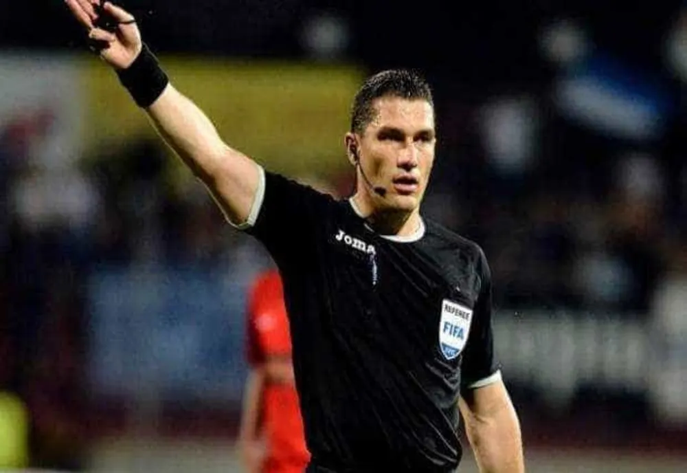 FOTBAL: ISTVAN KOVACS VA ARBITRA MECIUL DINTRE JUVENTUS TORINO ȘI BENFICA LISABONA