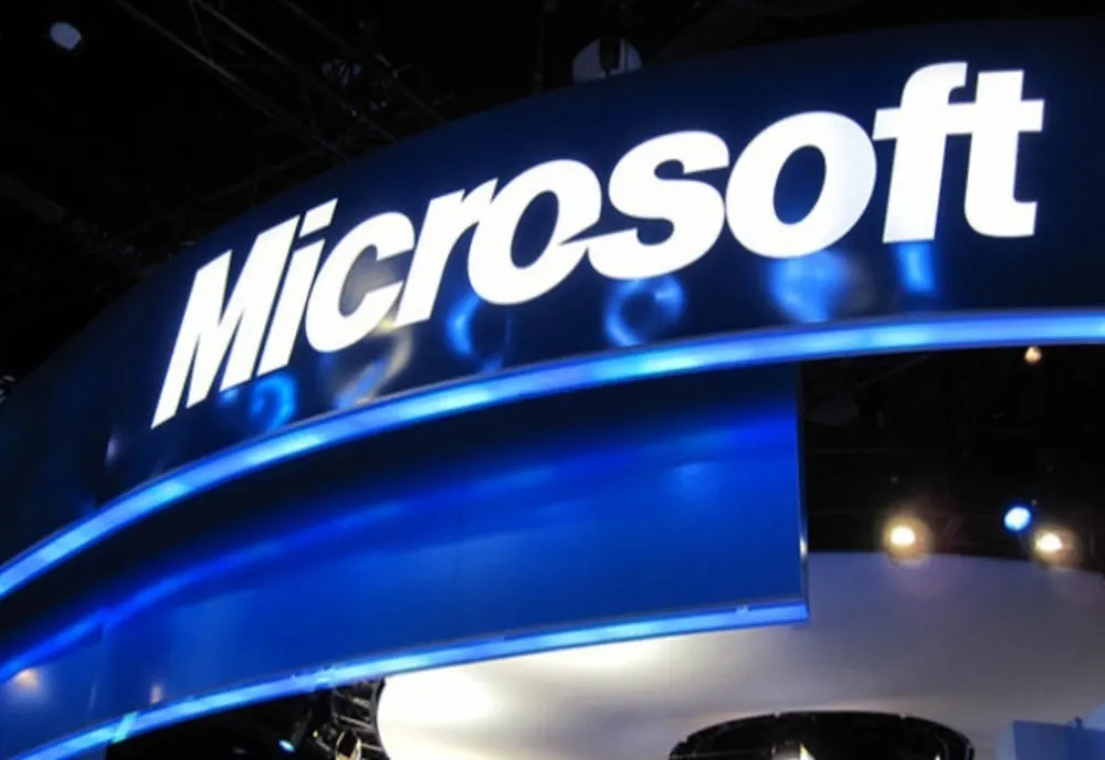 MICROSOFT AVERTIZEAZĂ GUVERNE ȘI COMPANII DESPRE ATACURI ASUPRA SOFTWARE-ULUI DE SERVER
