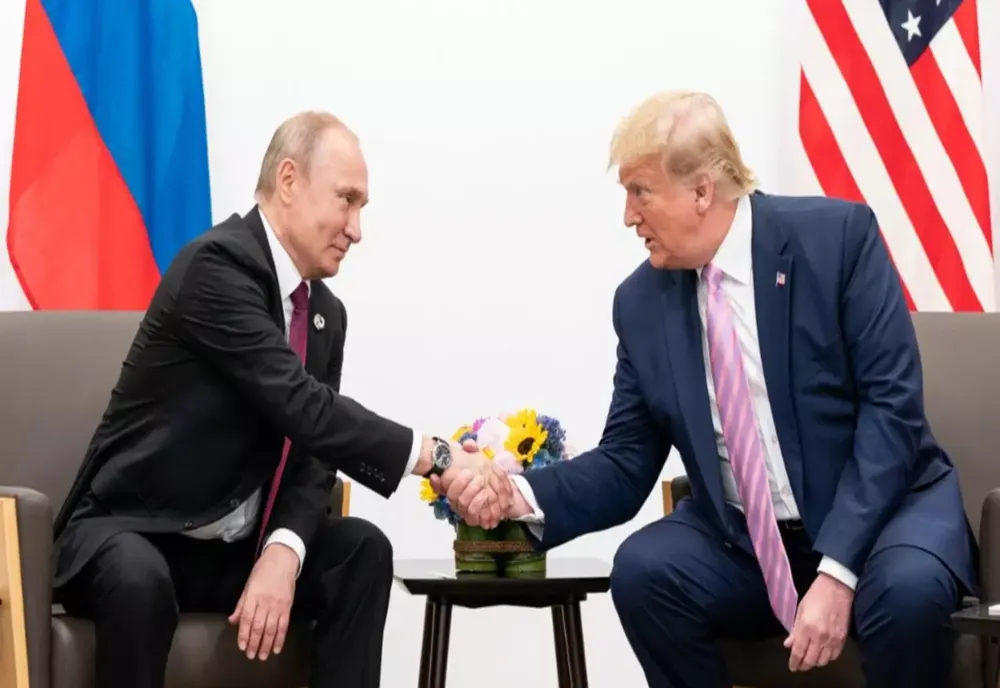 TRUMP ESTE "ÎNCREZĂTOR" PRIVIND POSIBILITATEA UNUI ACORD CU RUSIA