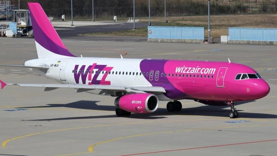 Cursa Wizz Air a revenit de urgență la București