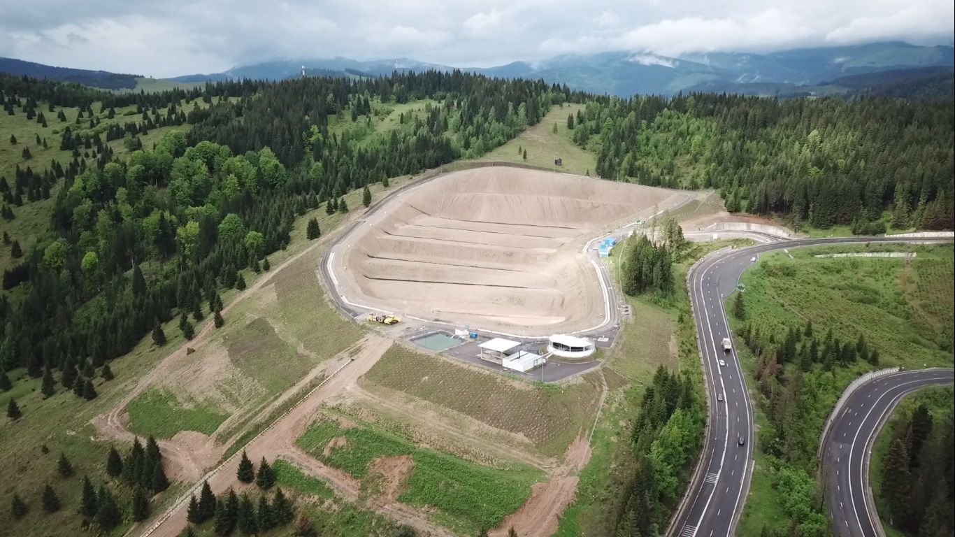 groapa-gunoi-mestecanis