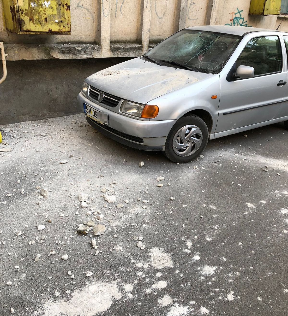 masina-avariata-tencuiala-burdujeni-25august2018-01