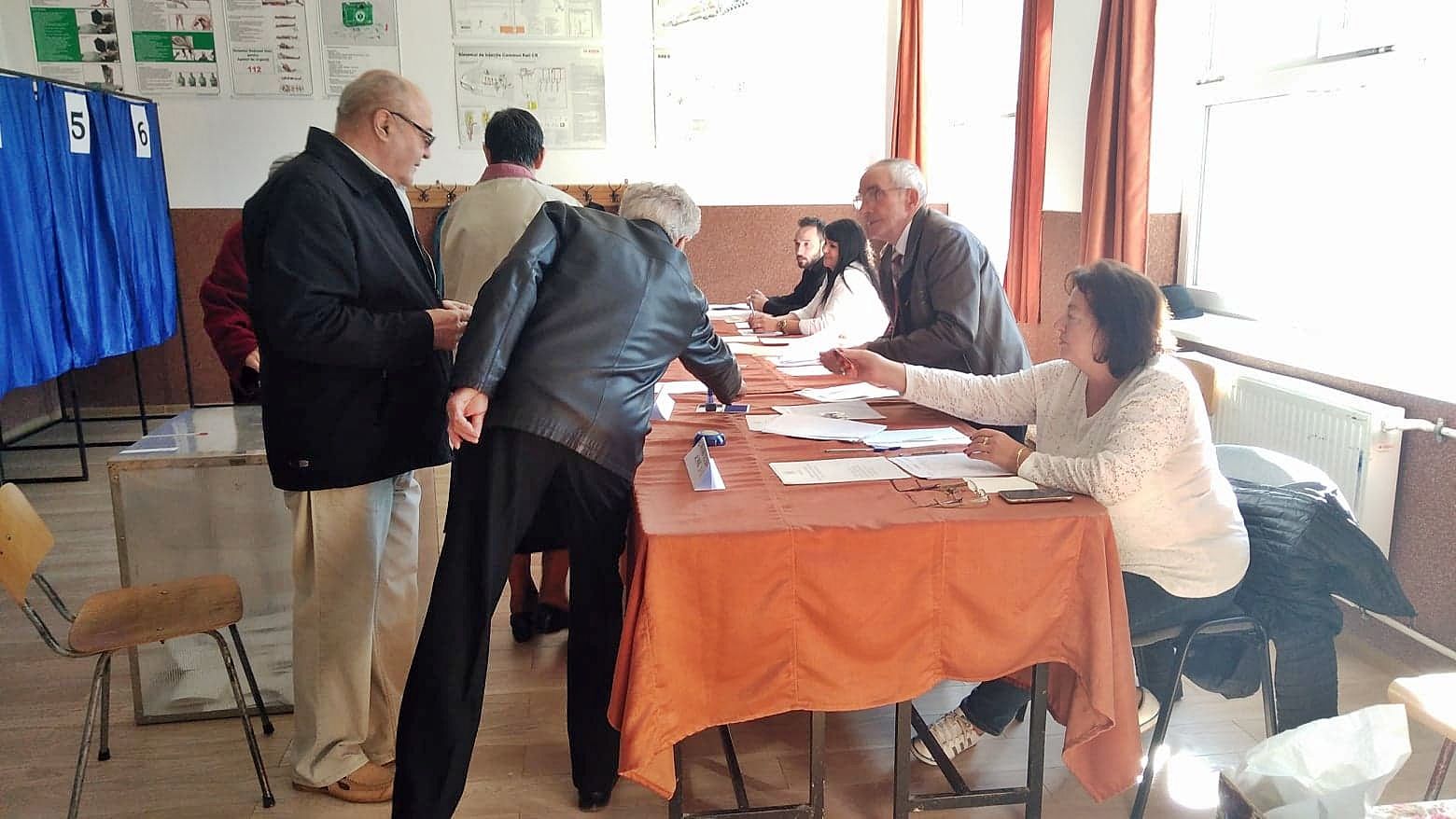 sectie-vot-suceava-referendum