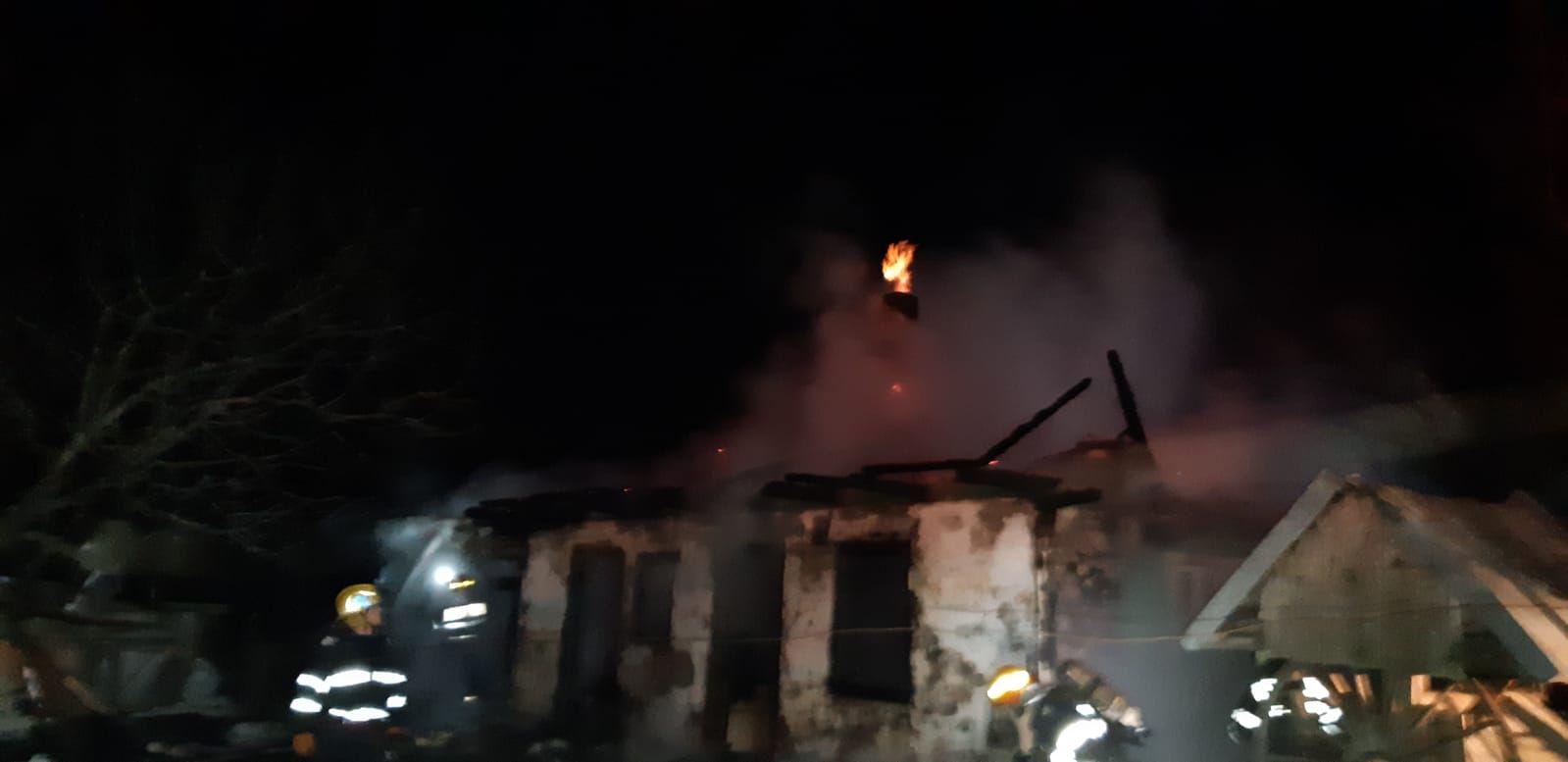 incendiu Mitocu Dragomirnei