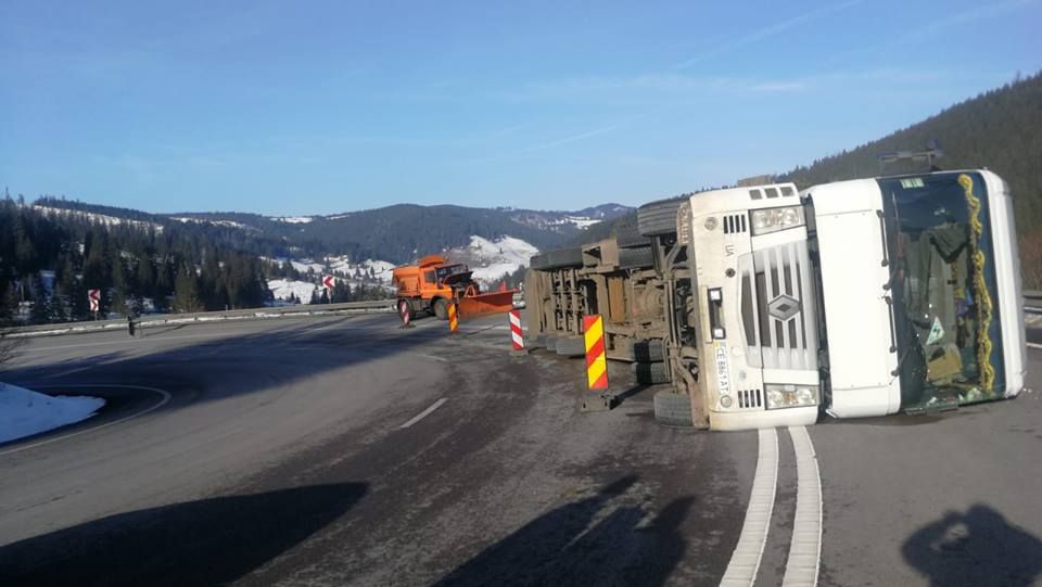 tir răsturnat Mestecăniș