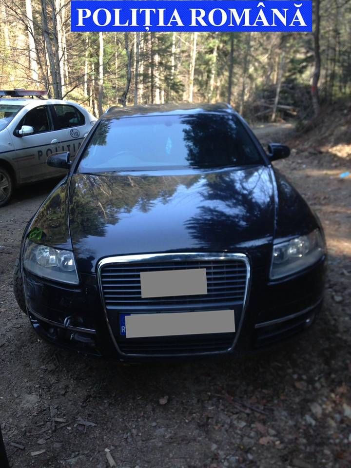 autoturism abandonat țigări contrabandă