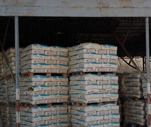 ciment abandonat inunații