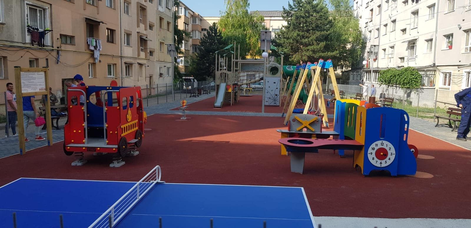 inaugurare-loc-joaca-strada-amurgului-burdujeni-4iulie2019-05