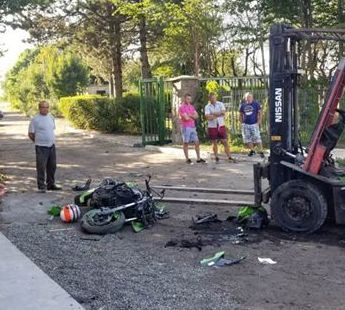 tânăr mort coliziune motostivuitor