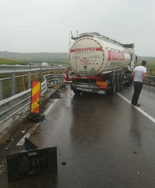 autotren in parapet, sursă DRDP Iași