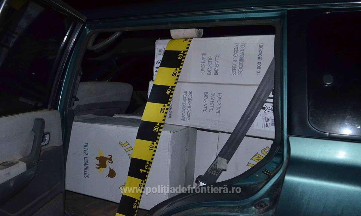 autoturism plin țigări contrabandă Lupcina