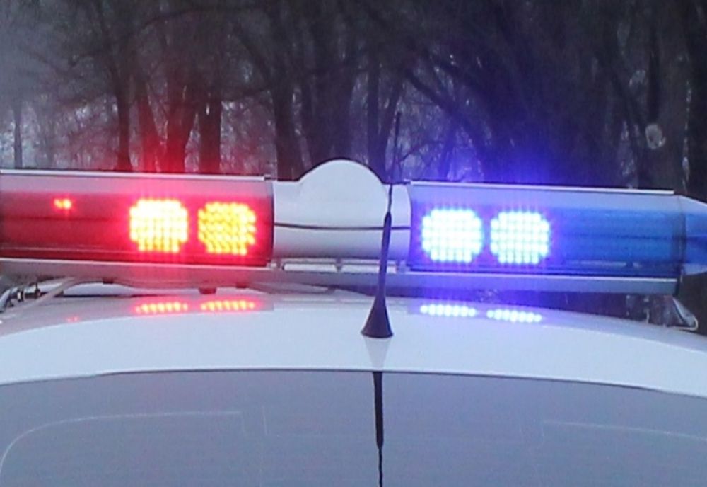 Un tânăr s-a urcat beat la volan și a încercat să scape cu fuga de polițiști