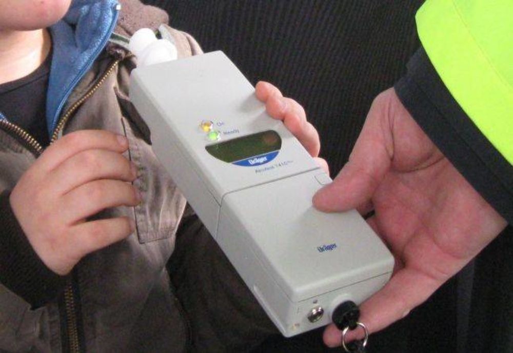 Un tânăr din Marginea a fost prins beat și fără permis la volan, într-o comună din județul Argeș