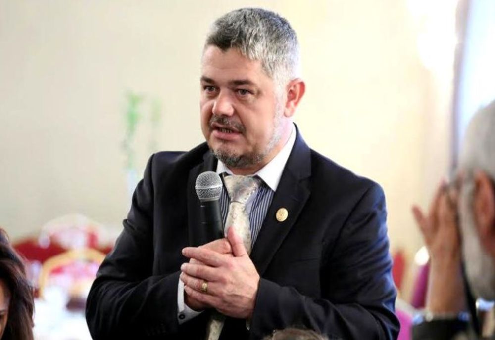 Candidat dispărut fără urmă, Ninel Peia, a fost găsit la Mănăstirea Putna