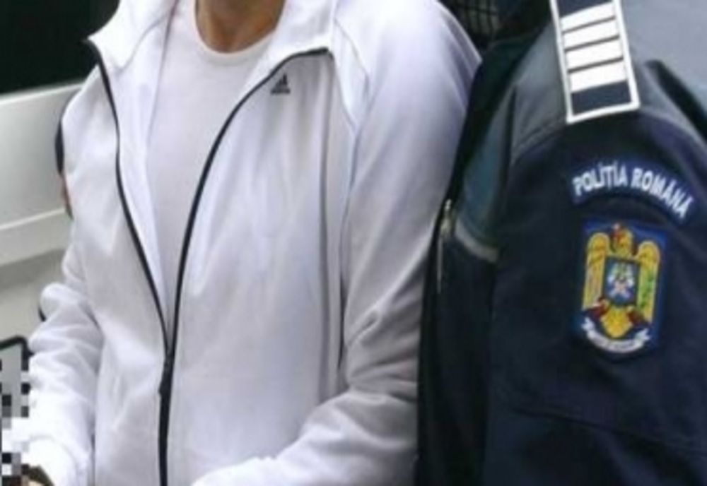 Tânăr din Burla, urmărit național, depistat de polițiști pe Aeroportul Suceava 