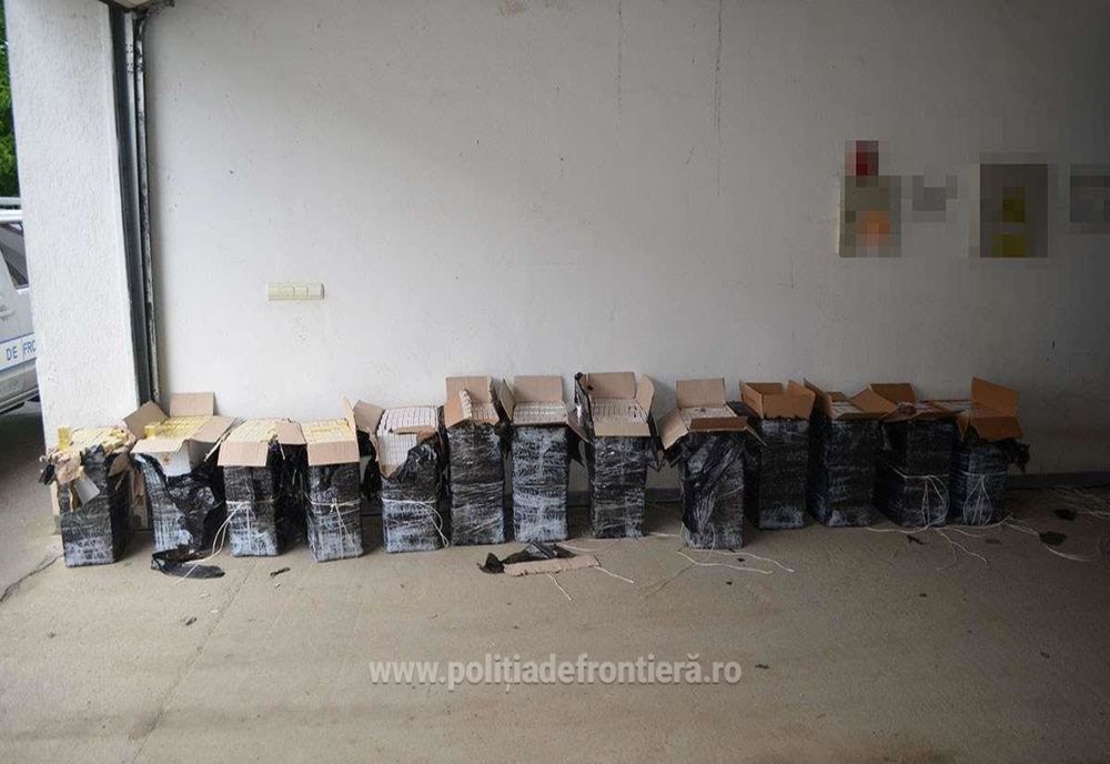 Țigări în valoare de peste 120.000 de lei și un autoturism, confiscate de polițiștii de frontieră 