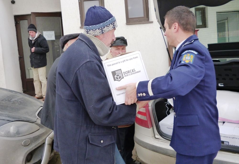 Acțiuni pentru persoanele fără adăpost desfășurate de polițiștii suceveni, în condițiilor temperaturilor scăzute 