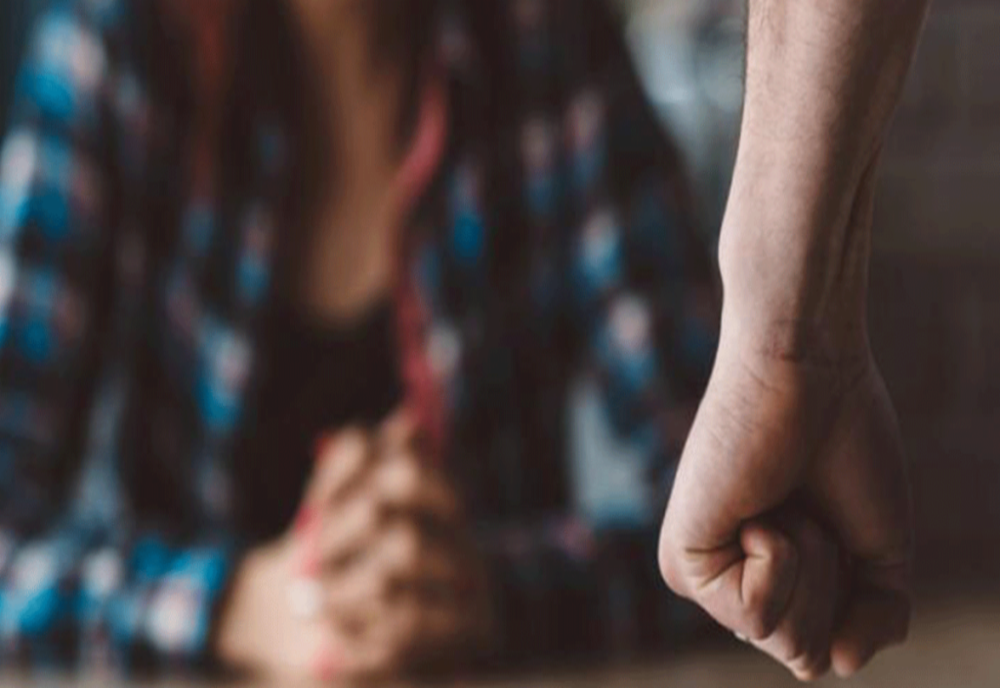 O minoră din Rădăuți a ajuns la spital, după ce a fost bătută de tată