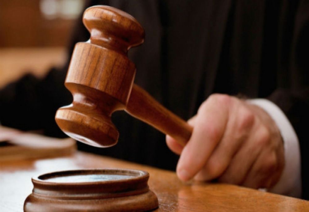 Agresorul agentului de pază din Fălticeni a fost trimis în judecată