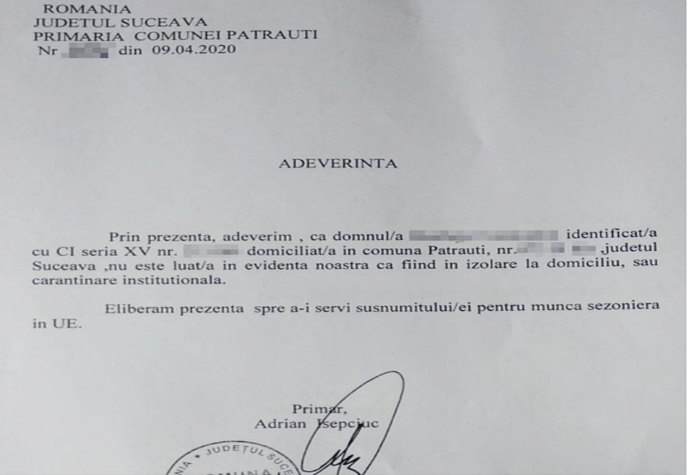 Primăria unei localități aflată în carantină eliberează sătenilor care pleacă la muncă în străinătate adeverințe non-COVID