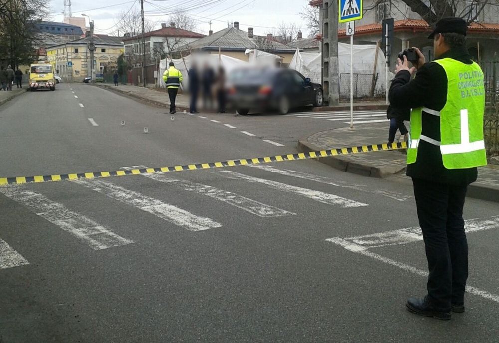 S-a ales cu dosar penal pentru că a accidentat o femeie și nu a părăsit locul faptei