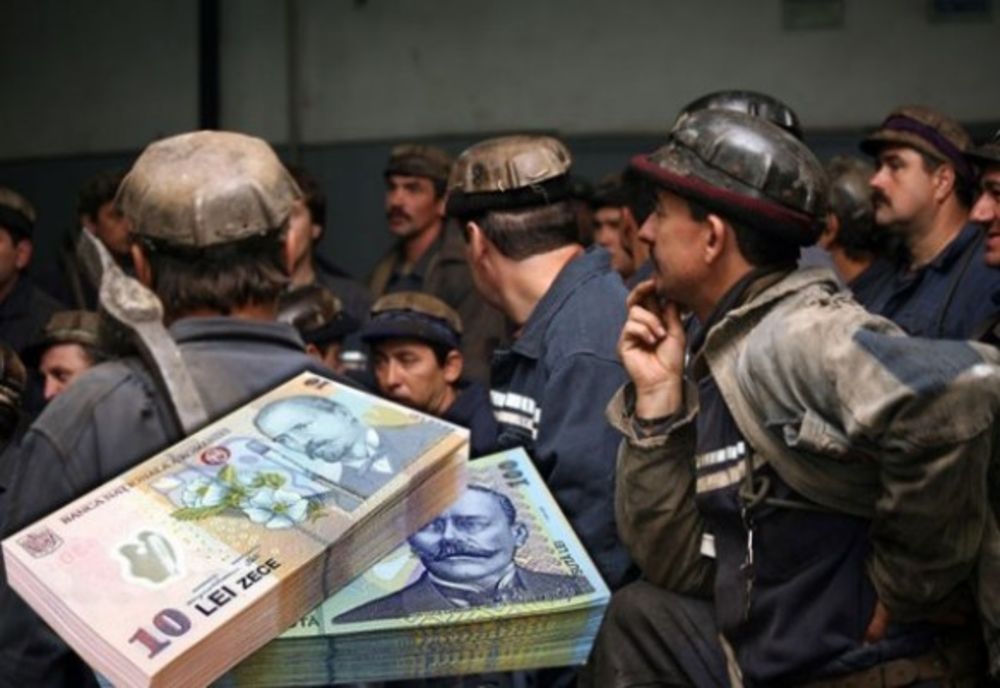 Minerii de la Crucea s-au blocat în subteran