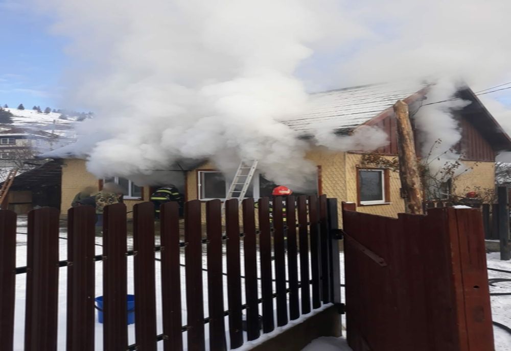 Incendiu la o locuință din Mănăstirea Humorului