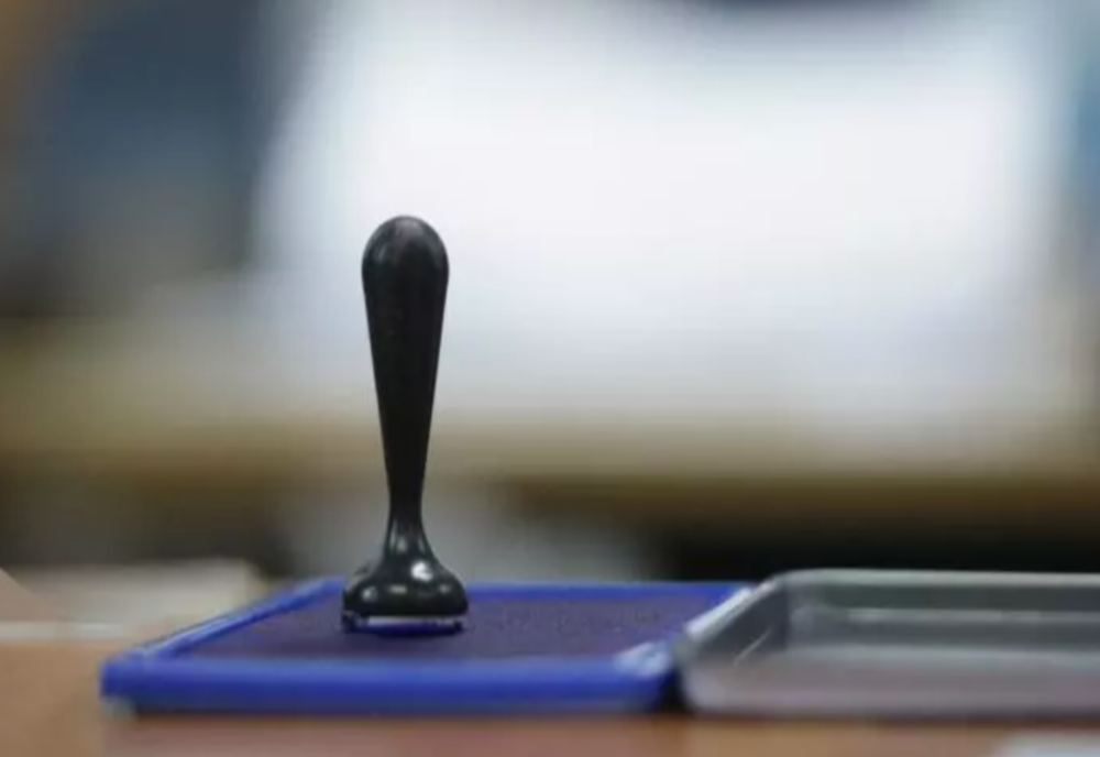 Alegeri locale în 30 de comune și orașe din România