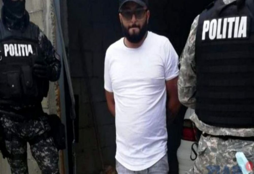 Tânărul din Suceava care şi-a ucis iubita în faţa unui bloc din Cluj-Napoca a fost condamnat la închisoare pe viaţă