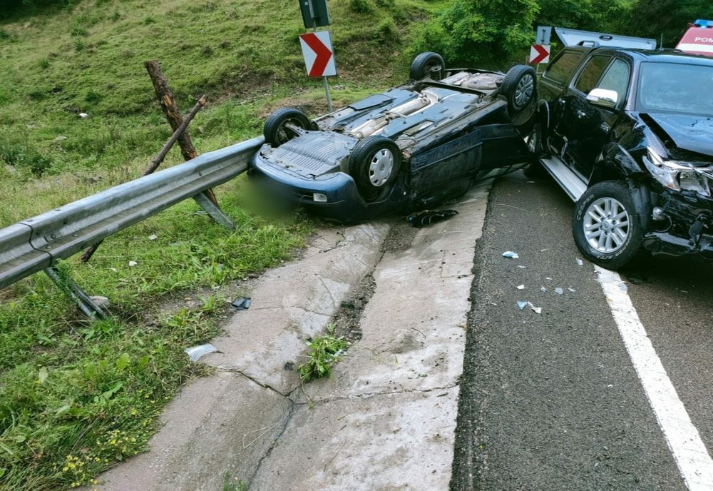 Două femei au ajuns la spital în urma unui accident rutier 
