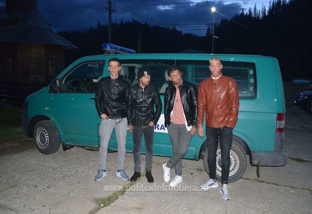 Patru cetăţeni algerieni opriți la frontiera de nord a țării 