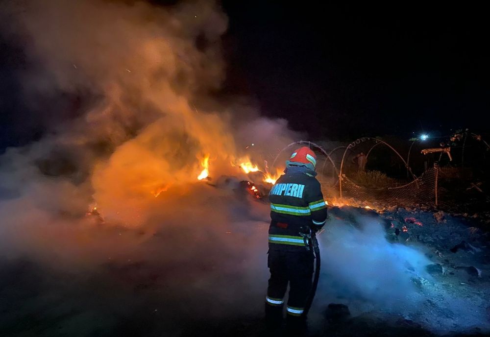 Piromanul din Suceava, care a provocat patru incendii, prins. El şi-a incendiat propria casă