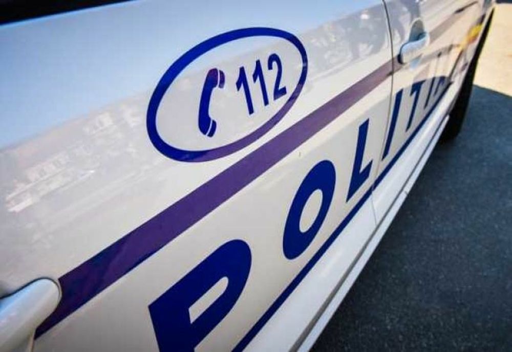 A sunat la 112 și a cerut ajutorul polițiștilor după ce soția l-a bătut cu o farfurie!