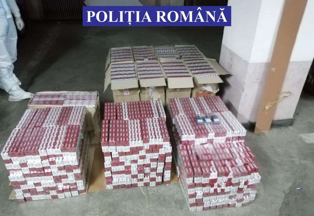 Sucevean, arestat preventiv în Bistrița-Năsăud! A fost prins drogat la volan, cu țigări de contrabandă în autoturismul ce avea plăcuțe de înmatriculare