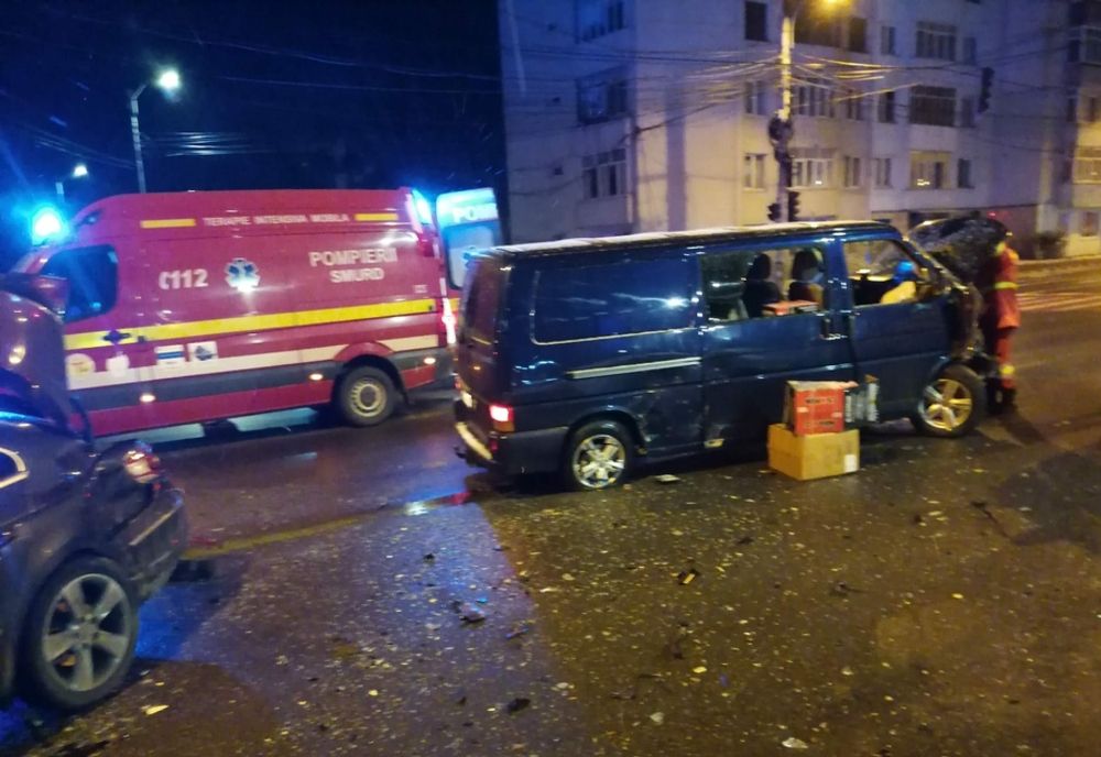 Trei persoane au ajuns la spital în urma unui accident rutier petrecut în această dimineață la Suceava