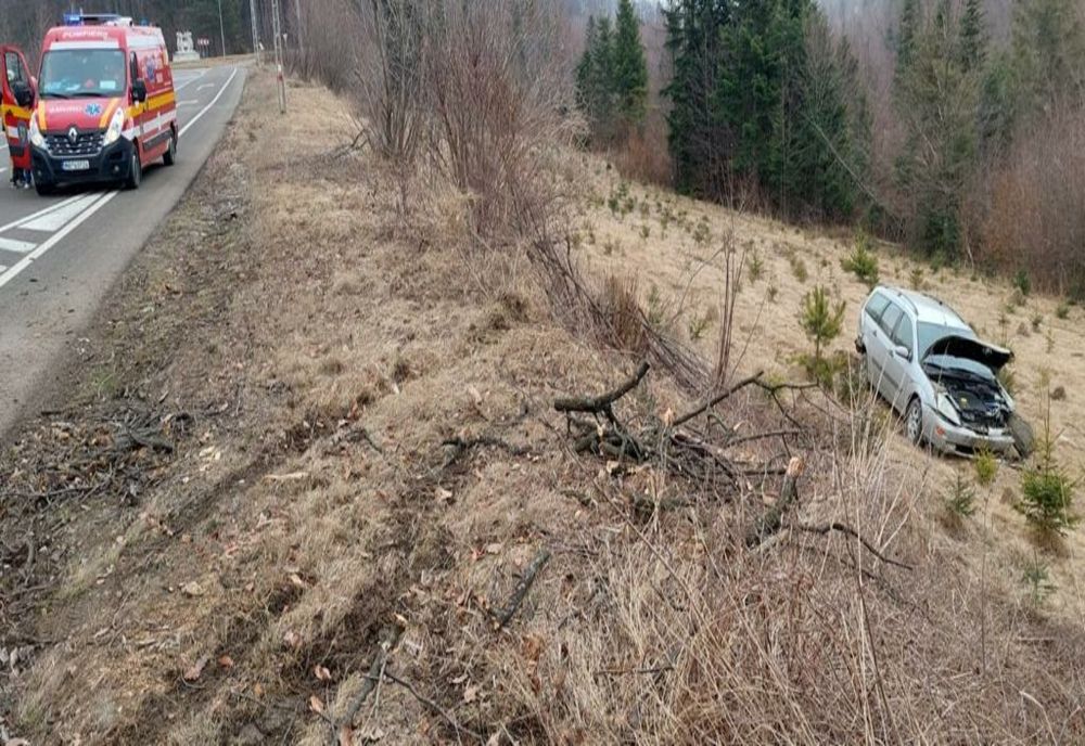 Un autoturism s-a răsturnat la Ilișești