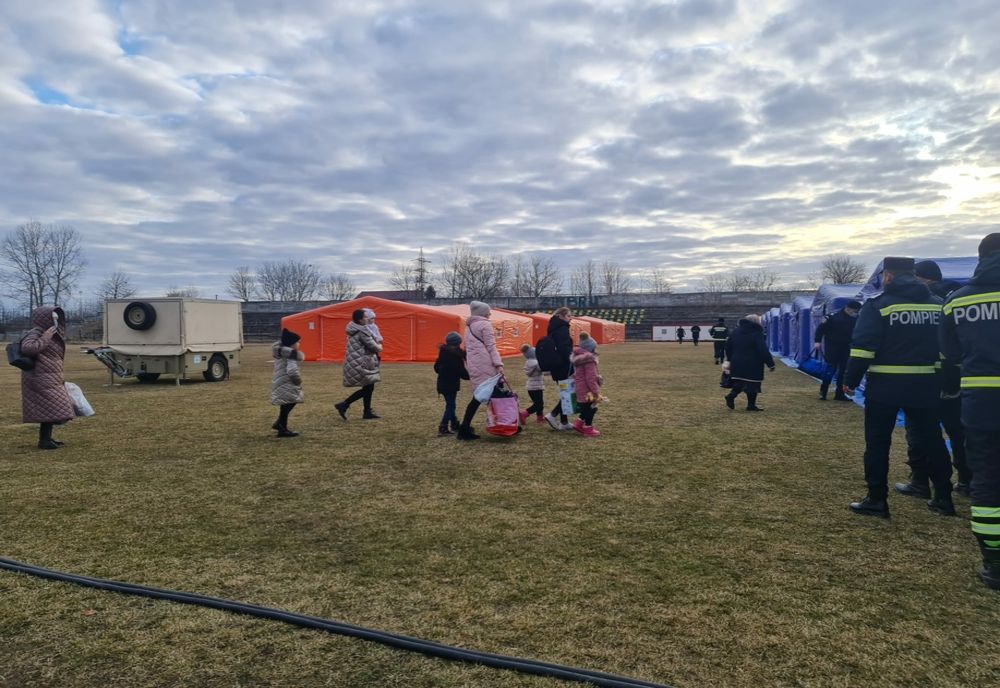 Tabăra Mobilă de la Siret a început să primească refugiați