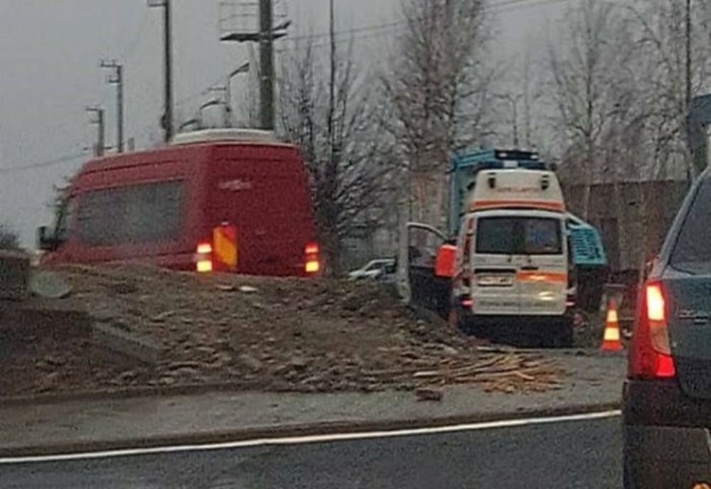 Depășire periculoasă terminată la spital