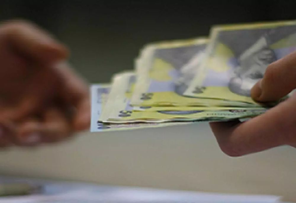 Ordonanța care majorează salariile la stat, pe masa Guvernului. Ce categorii de bugetari vor primi bani în plus la salariu