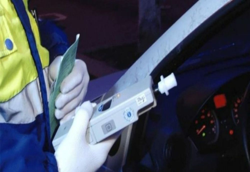 Beat criță, la volanul unui autoturism! S-a ales cu dosar penal