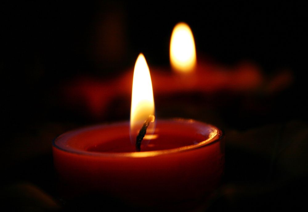 Incendiu în municipiul Suceava! Focul a pornit de la o lumânare nesupravegheată