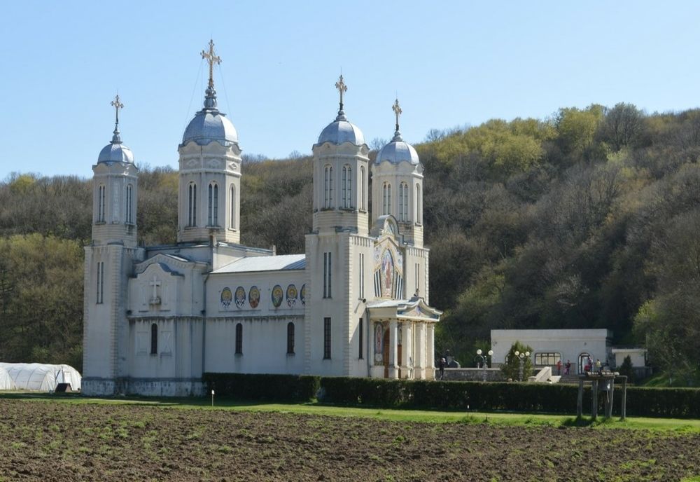 SFÂNTUL ANDREI. Ce trebuie să faci în noaptea de Sfântul Andrei ca să-ți afli viitorul - ritualuri de vindecare a bolilor