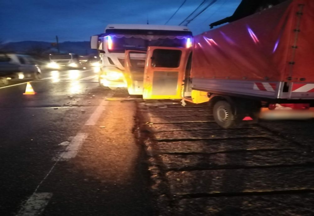 ACCIDENT cu victime multiple în Câmpulung Moldovenesc